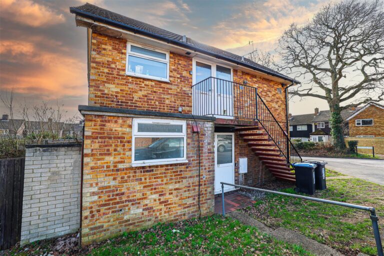 Coles Hill, Hemel Hempstead, HP2