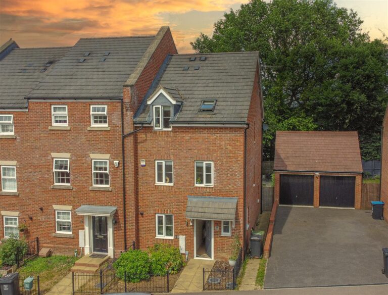 Shearwater Road, Hemel Hempstead