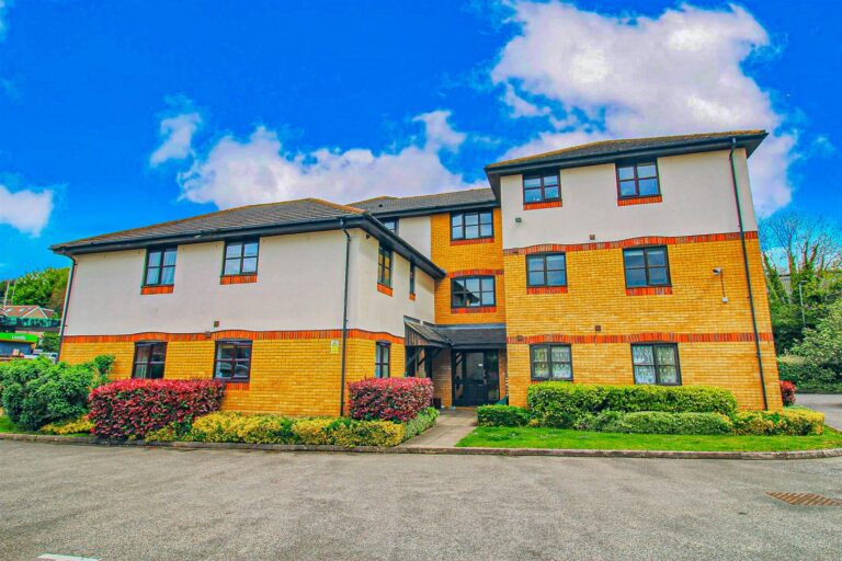 Water Lane, Kings Langley, WD4