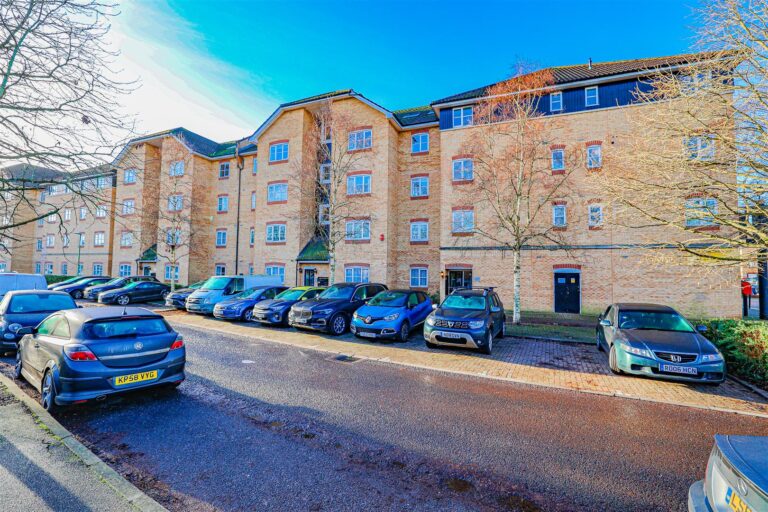 Stephenson Wharf, Hemel Hempstead, HP3