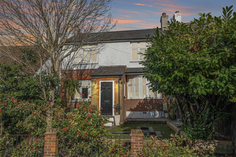 Lawn Lane, Hemel Hempstead, HP3