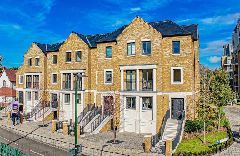 Broom Road, Teddington, TW11