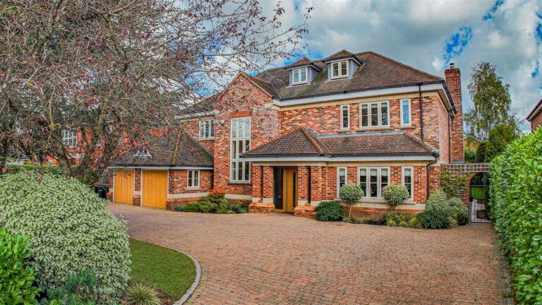 Prospect Lane, Harpenden, AL5