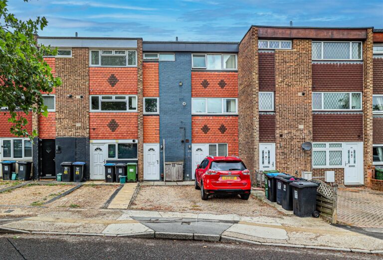 Westerdale, Hemel Hempstead, HP2