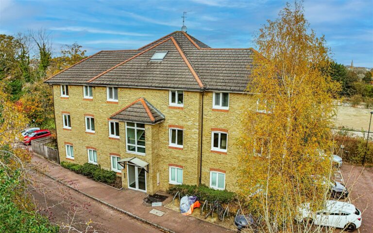 Hardings Close, Hemel Hempstead, HP3