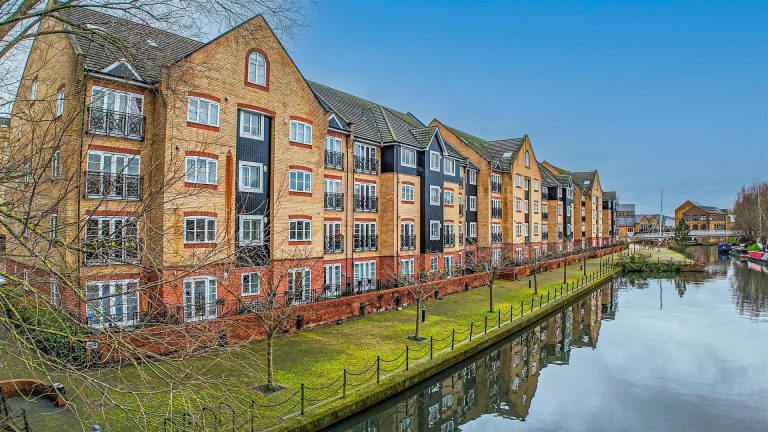 Stationers Place, Hemel Hempstead, HP3