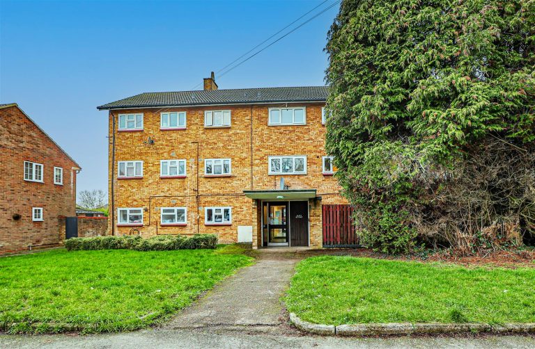 Briery Way, Hemel Hempstead, HP2