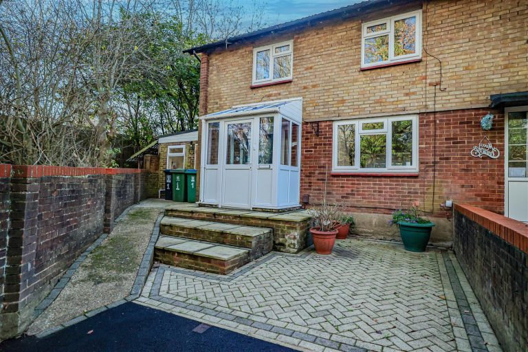 The Gossamers, Watford, WD25