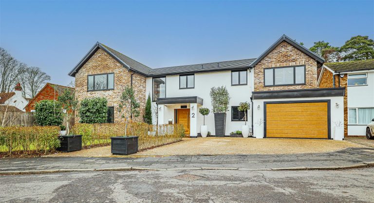 St. Davids Close, Hemel Hempstead, HP3
