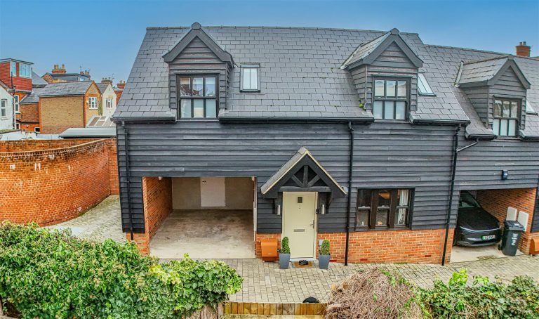 Kingsland Road, Hemel Hempstead, HP1 1QD