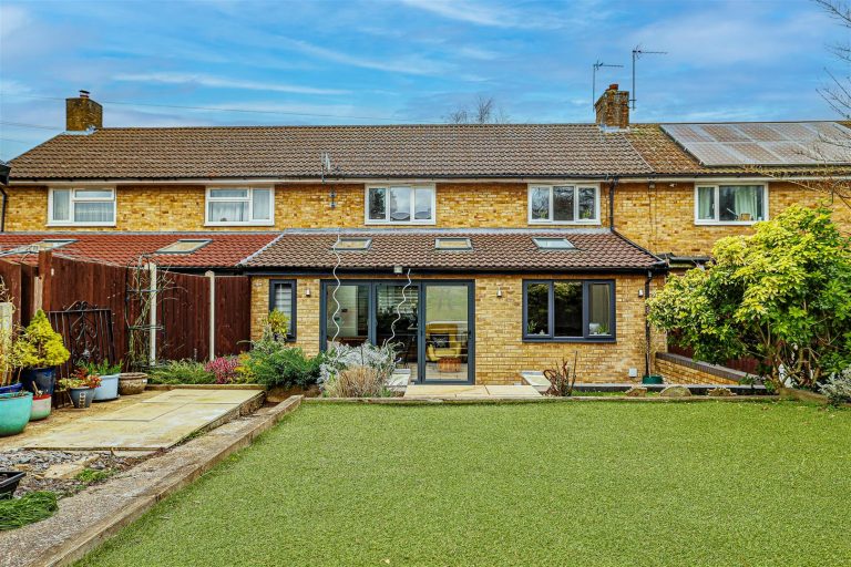 Coniston Road, Kings Langley, WD4
