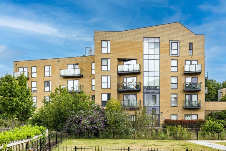 Richardson House, Nash Mills Wharf, HP3