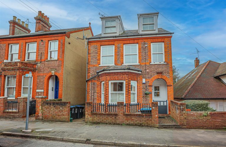 Alexandra Road, Hemel Hempstead, HP2