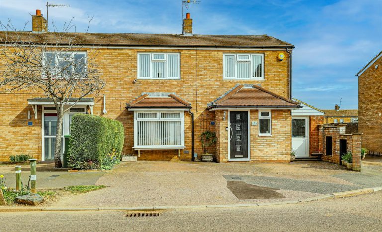 Micklefield Road, Hemel Hempstead, HP2