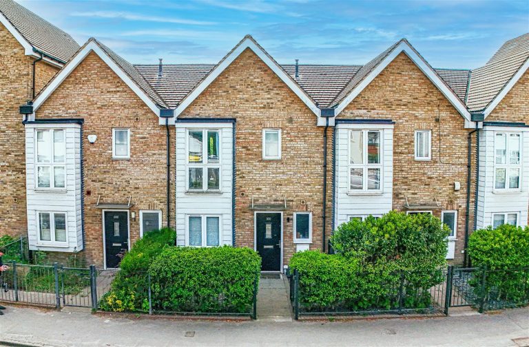 Belswains Lane, Hemel Hempstead, HP3