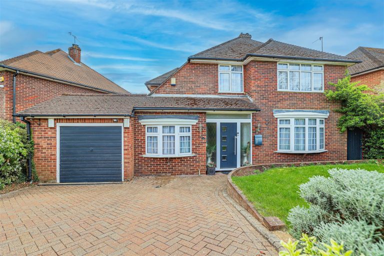 Crofts Path, Hemel Hempstead, HP3