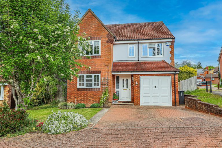 Chilham Close, Hemel Hempstead, HP2