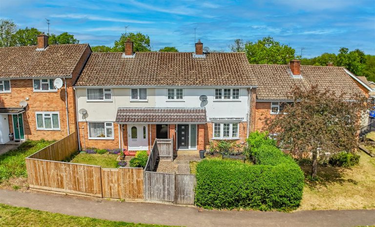Pescot Hill, Hemel Hempstead, HP1