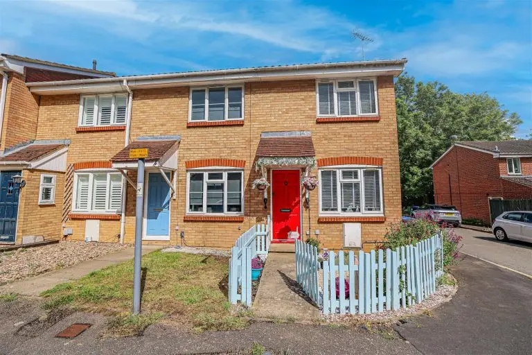 Crest Park, Hemel Hempstead, HP2