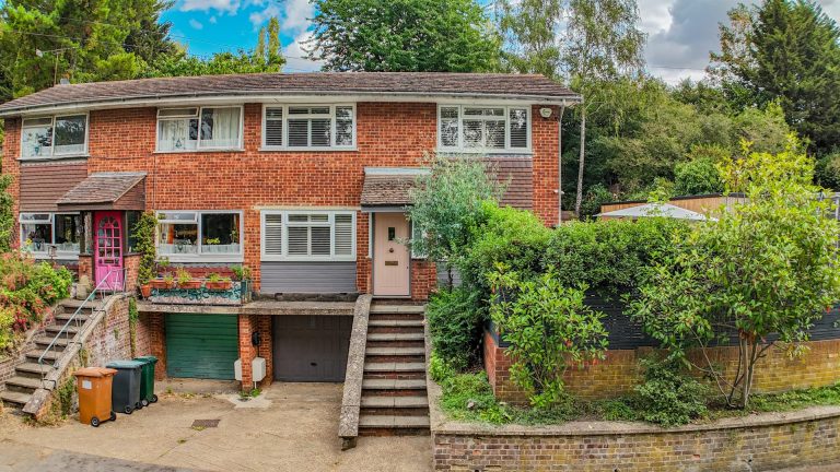 Railway Terrace, Kings Langley, WD4