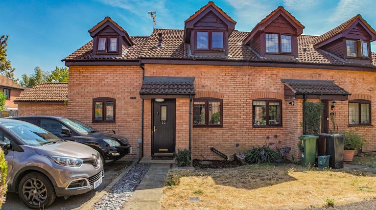 Regent Close, St. Albans, AL4 9TR