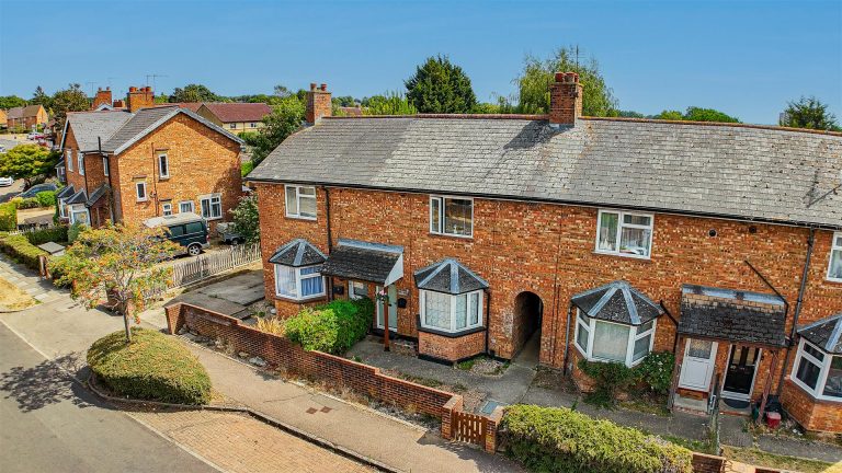 Whitesmead Road, Stevenage, SG1