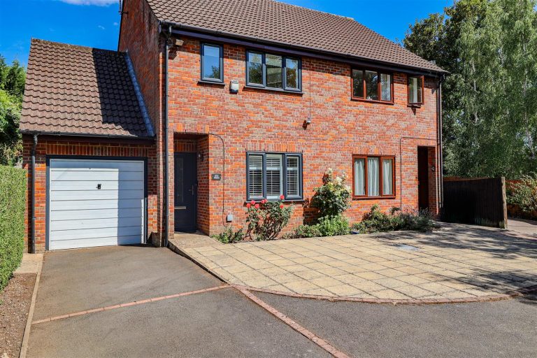 Ebberns Road, Hemel Hempstead, HP3