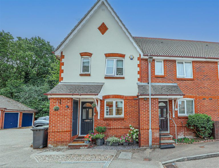 Eastbrook Way, Hemel Hempstead, HP2
