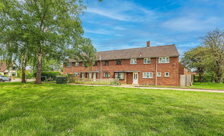 Adeyfield Road, Hemel Hempstead, HP2